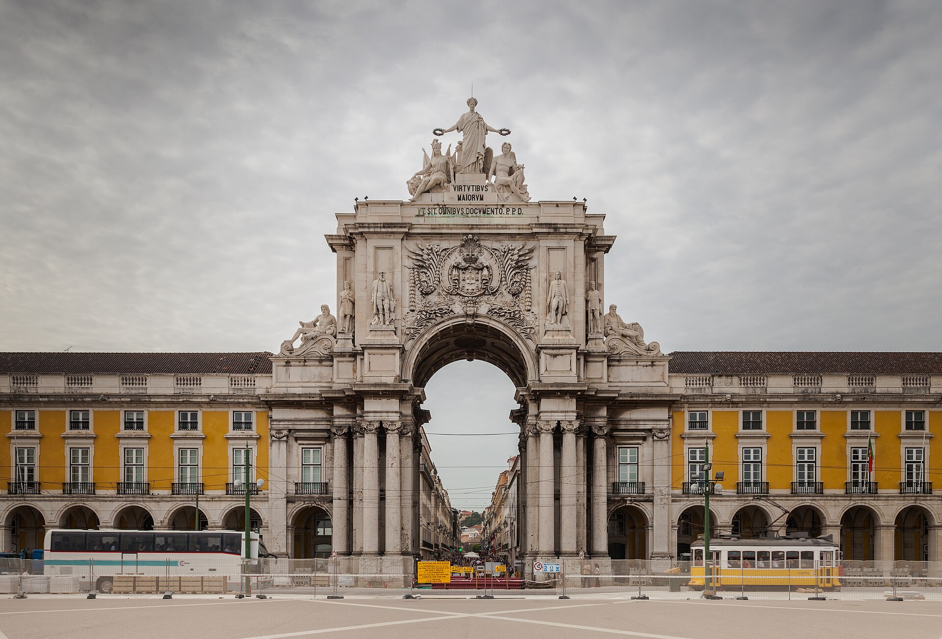 Praça do Comércio i Lissabon